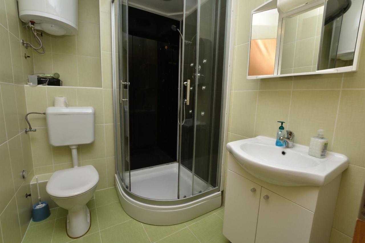 Apartments Jere プリモシュテン エクステリア 写真